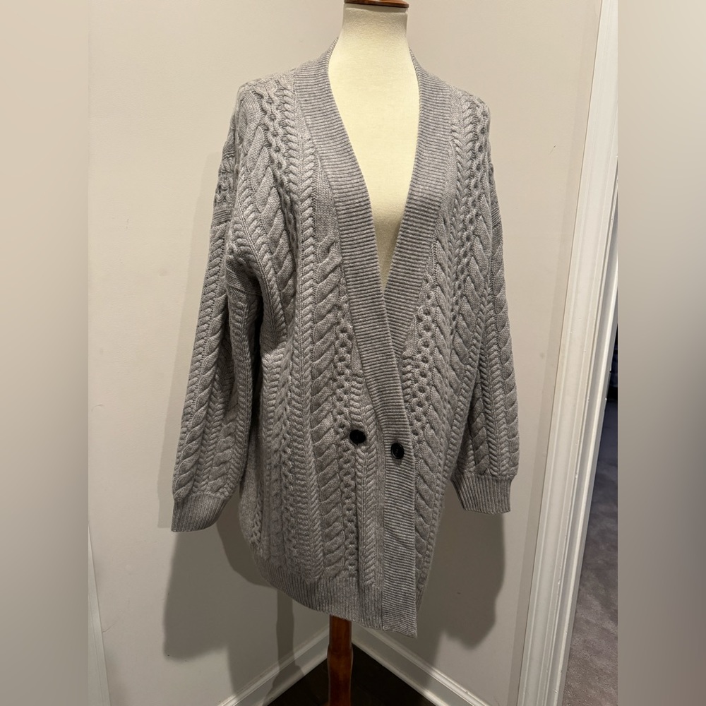 New w/tags. Size M. Naadam sustainable luxury Cashmere oversized chunky cardigan